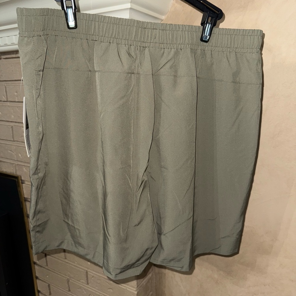 Men's Athletic Shorts in Olive Green
